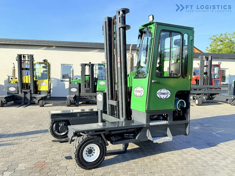 Combilift C5000XL / GAS / DUPLEX 4000 / POSITIONER / FULL CABIN / LIKE NEW C5000XL / GAS / DUPLEX 4000 / POSITIONER / FULL CABIN / LIKE NE - 4-way reach truck: picture 1 Combilift C5000XL / GAS / DUPLEX 4000 / POSITIONER / FULL CABIN / LIKE NEW C5000XL / GAS / DUPLEX 4000 / POSITIONER / FULL CABIN / LIKE NE - 4-way reach truck: picture 1