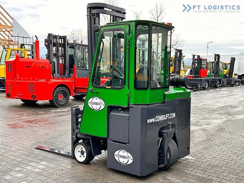 Combilift Combilift C3000CB - DUPLEX 4000mm - Year 2015 - / CABIN - HEATING / ONLY 6546 MTH / EXCELLENT CONDITION / LIKE NEW! Combilift C3 - 4-way reach truck: picture 5 Combilift Combilift C3000CB - DUPLEX 4000mm - Year 2015 - / CABIN - HEATING / ONLY 6546 MTH / EXCELLENT CONDITION / LIKE NEW! Combilift C3 - 4-way reach truck: picture 5