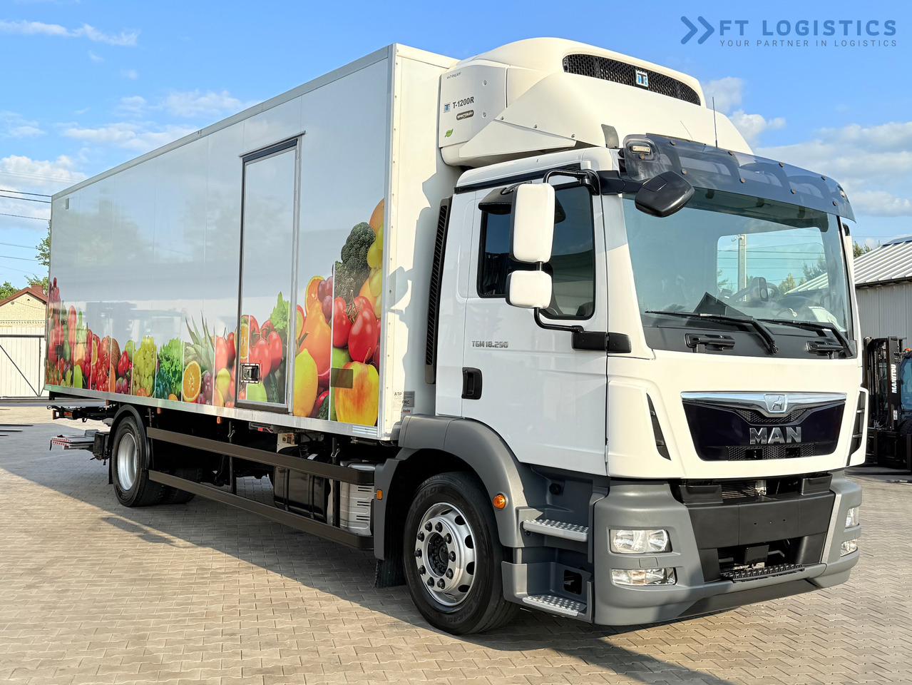 Refrigerator truck for transportation of food MAN TGM 18.290 / THERMOKING T-1200R / BI-TEMPERATURE / 19 PALLETS / 90% TYRES / EXCELLENT CONDITION / DHOLLANDIA TAIL LIFT / SIDE DOOR / PAYLOAD 8,220 KG: picture 12