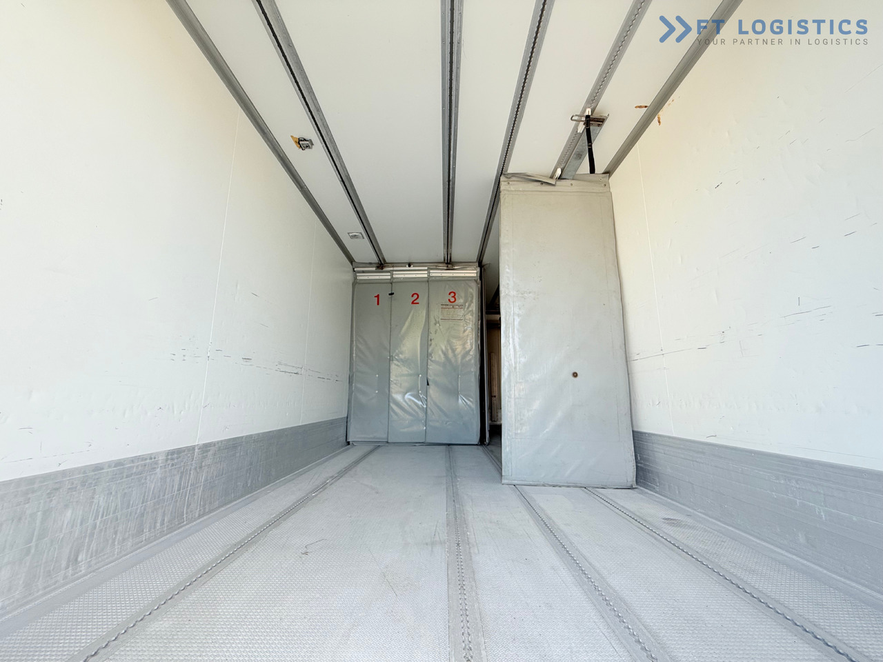 Refrigerator truck for transportation of food MAN TGM 18.290 / THERMOKING T-1200R / BI-TEMPERATURE / 19 PALLETS / 90% TYRES / EXCELLENT CONDITION / DHOLLANDIA TAIL LIFT / SIDE DOOR / PAYLOAD 8,220 KG: picture 30