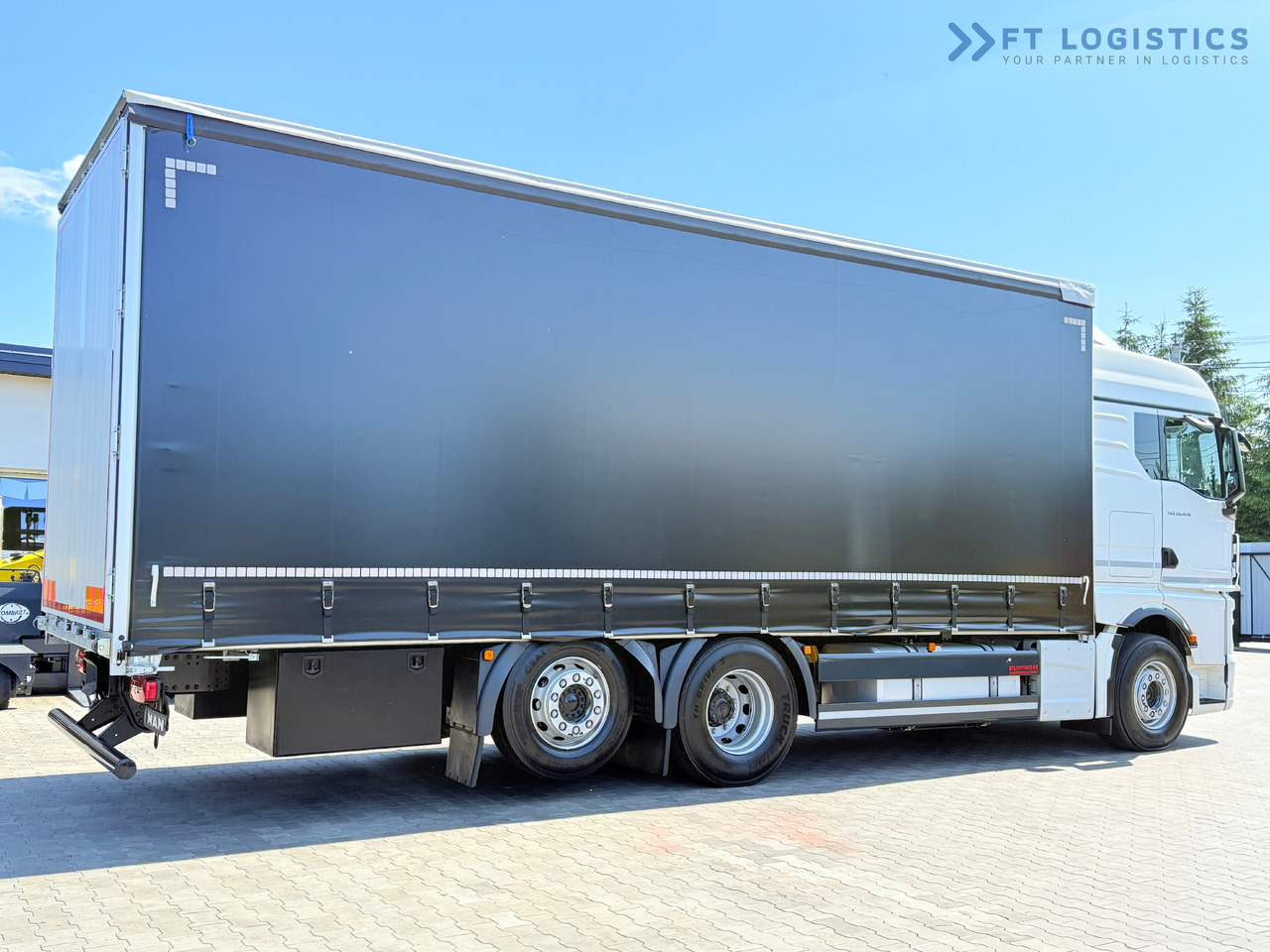 New Curtainsider truck MAN TGX 26.470 / 19 Pallets / Steering Axle / 15 Ton Payload / Retarder / Excellent Condition: picture 18