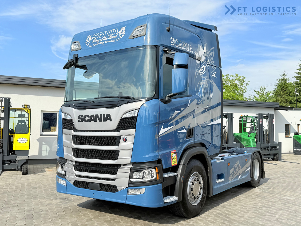 SCANIA R500 / STANDARD / RETARDER / 6X AIR SUSPENSION / PARKING AIR CONDITIONING / INTERAXLE COVERS / 2X BED / FRIDGE / RETARDER / LIKE NEW - Tractor unit: picture 1 SCANIA R500 / STANDARD / RETARDER / 6X AIR SUSPENSION / PARKING AIR CONDITIONING / INTERAXLE COVERS / 2X BED / FRIDGE / RETARDER / LIKE NEW - Tractor unit: picture 1