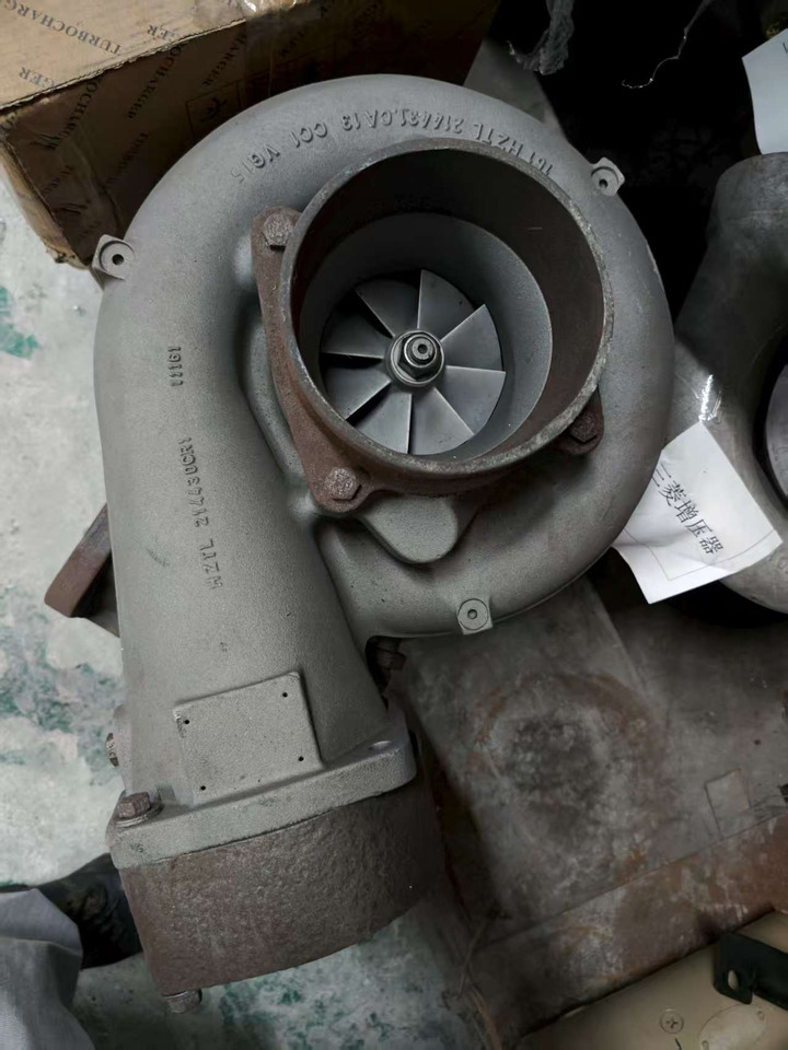 CATERPILLAR 3516 - Turbo for Excavator: picture 1 CATERPILLAR 3516 - Turbo for Excavator: picture 1