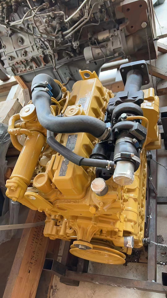 CATERPILLAR C3.3 B - Engine for Crawler excavator: picture 4 CATERPILLAR C3.3 B - Engine for Crawler excavator: picture 4