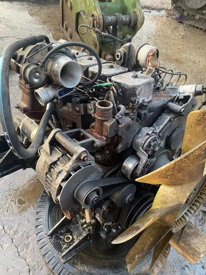CUMMINS 4BT3.9 - Engine for Excavator: picture 1 CUMMINS 4BT3.9 - Engine for Excavator: picture 1