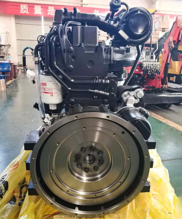 CUMMINS 6CTA8.3 - Engine for Excavator: picture 4 CUMMINS 6CTA8.3 - Engine for Excavator: picture 4