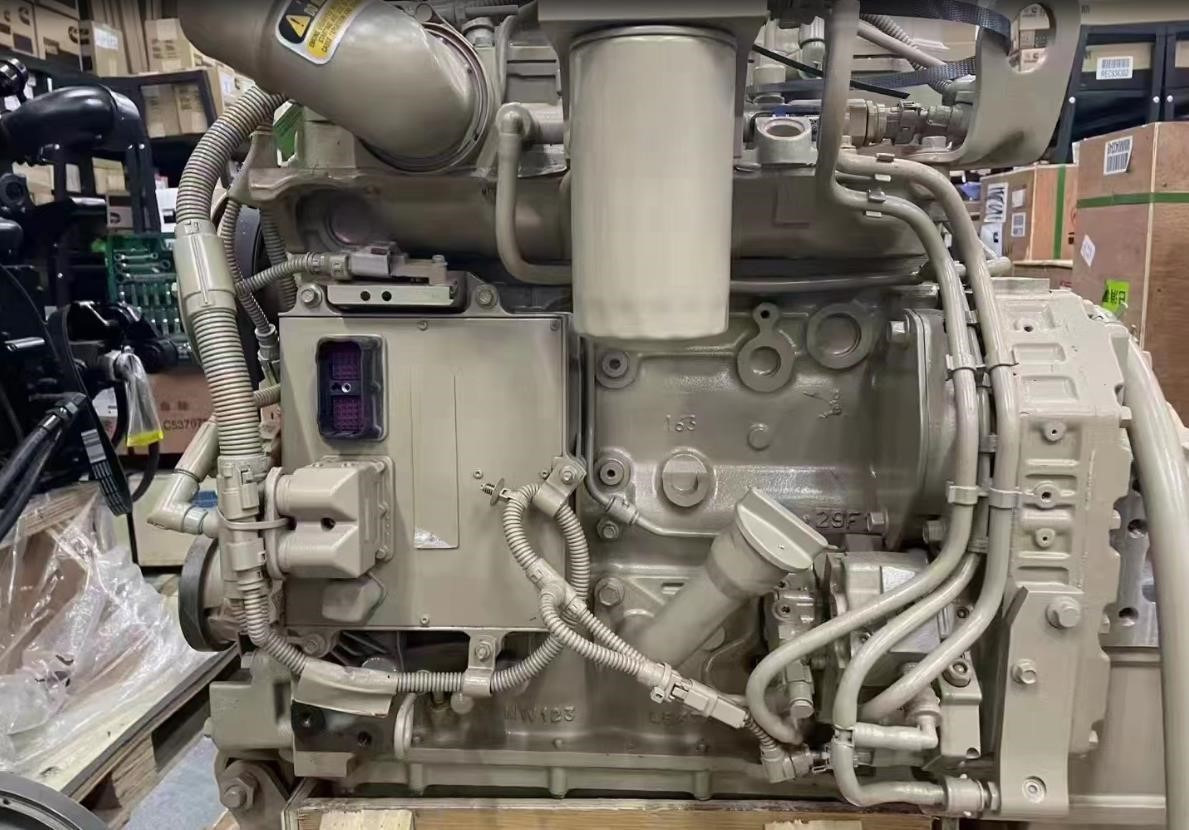 CUMMINS QSB4.5 - Engine for Excavator: picture 2 CUMMINS QSB4.5 - Engine for Excavator: picture 2