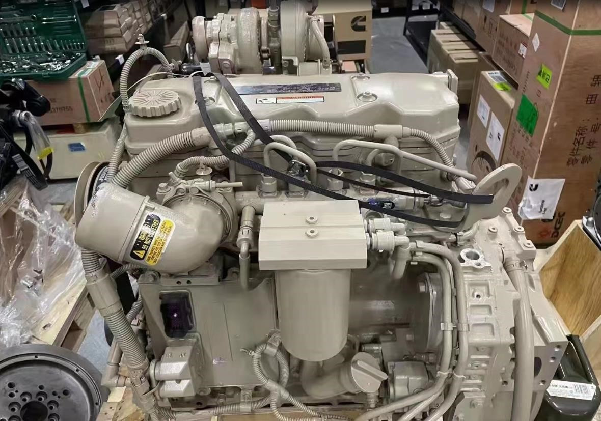 CUMMINS QSB4.5 - Engine for Excavator: picture 4 CUMMINS QSB4.5 - Engine for Excavator: picture 4