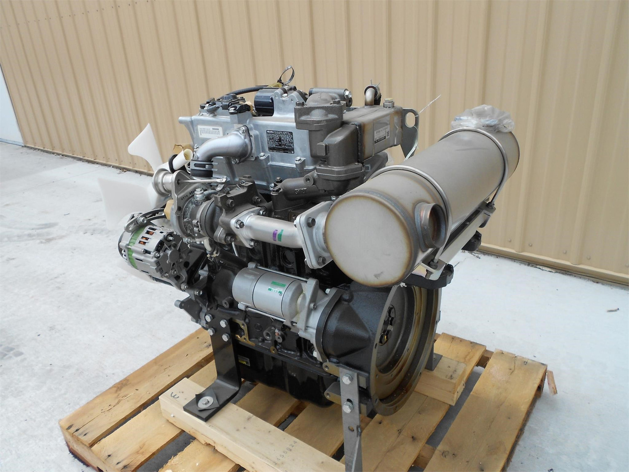 ISUZU 4LE2 - Engine for Excavator: picture 3 ISUZU 4LE2 - Engine for Excavator: picture 3
