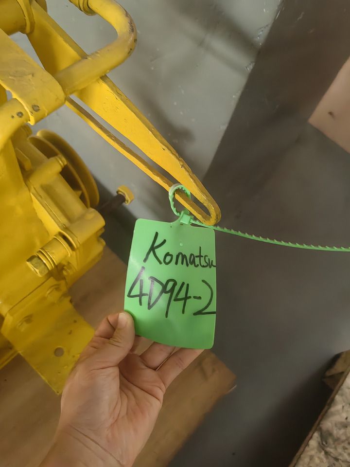 KOMATSU 4D94-2 - Engine for Excavator: picture 2 KOMATSU 4D94-2 - Engine for Excavator: picture 2