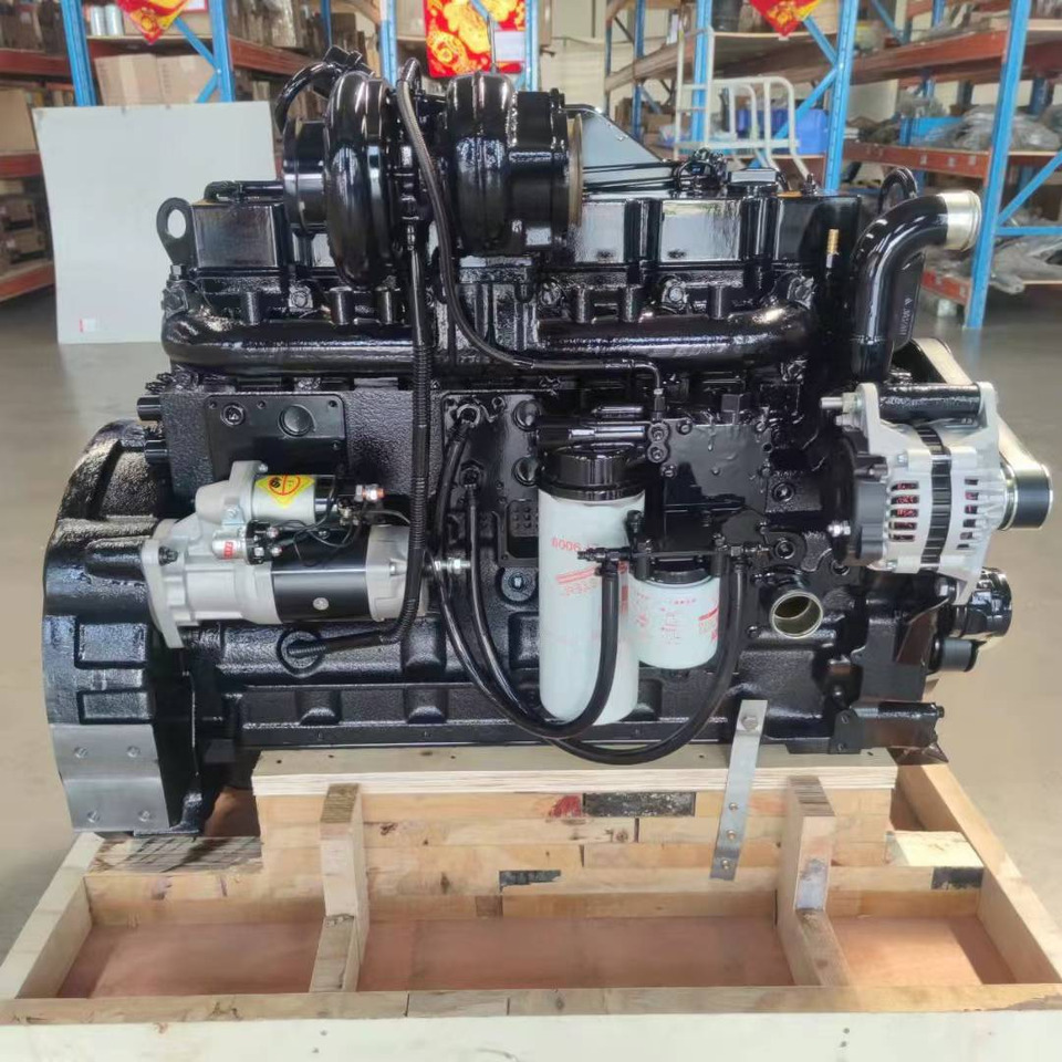 KOMATSU 6D107 - Engine for Excavator: picture 2 KOMATSU 6D107 - Engine for Excavator: picture 2