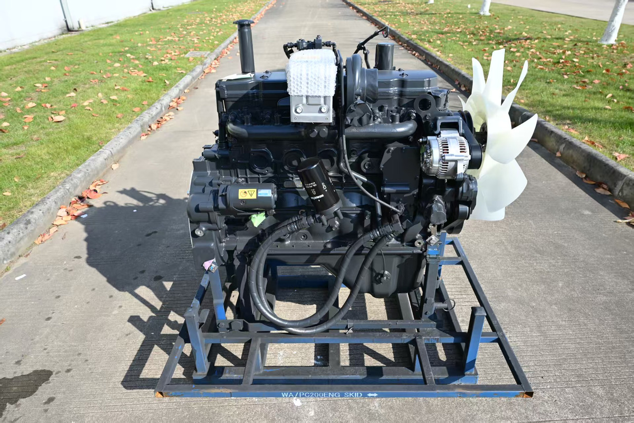 KOMATSU 6D107E - Engine for Excavator: picture 1 KOMATSU 6D107E - Engine for Excavator: picture 1