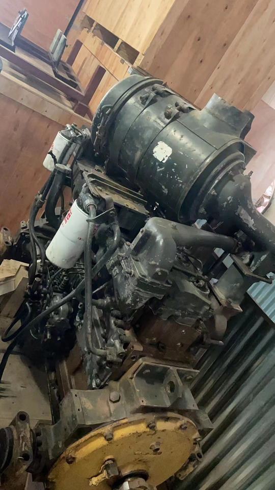 KOMATSU 6D125E-2 - Engine for Loader: picture 1 KOMATSU 6D125E-2 - Engine for Loader: picture 1