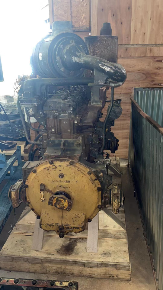 KOMATSU 6D125E-2 - Engine for Loader: picture 5 KOMATSU 6D125E-2 - Engine for Loader: picture 5