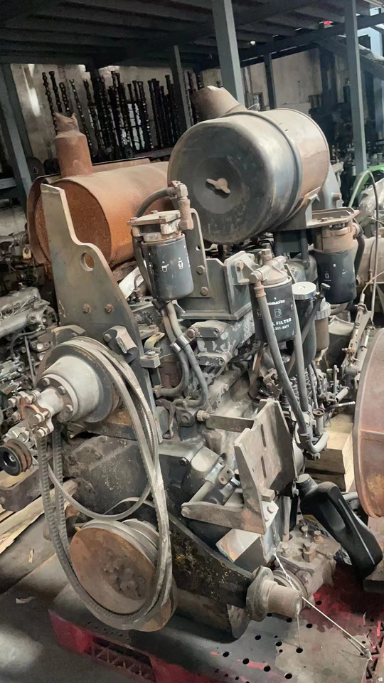 KOMATSU 6D125E-2 - Engine for Bulldozer: picture 3 KOMATSU 6D125E-2 - Engine for Bulldozer: picture 3