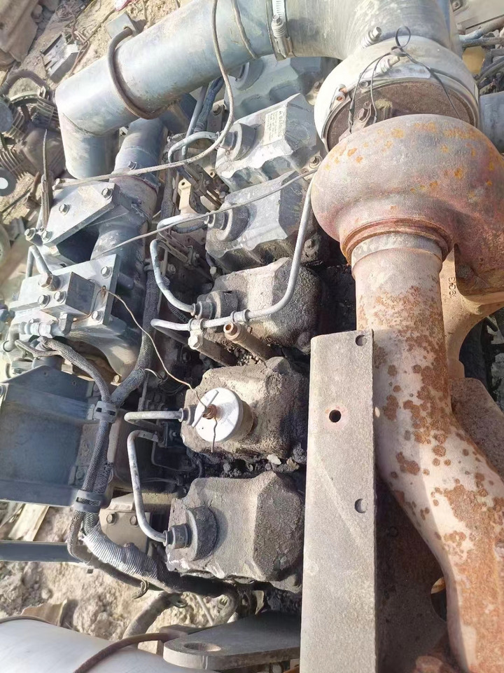 KOMATSU 6D125E-3 - Engine for Excavator: picture 2 KOMATSU 6D125E-3 - Engine for Excavator: picture 2