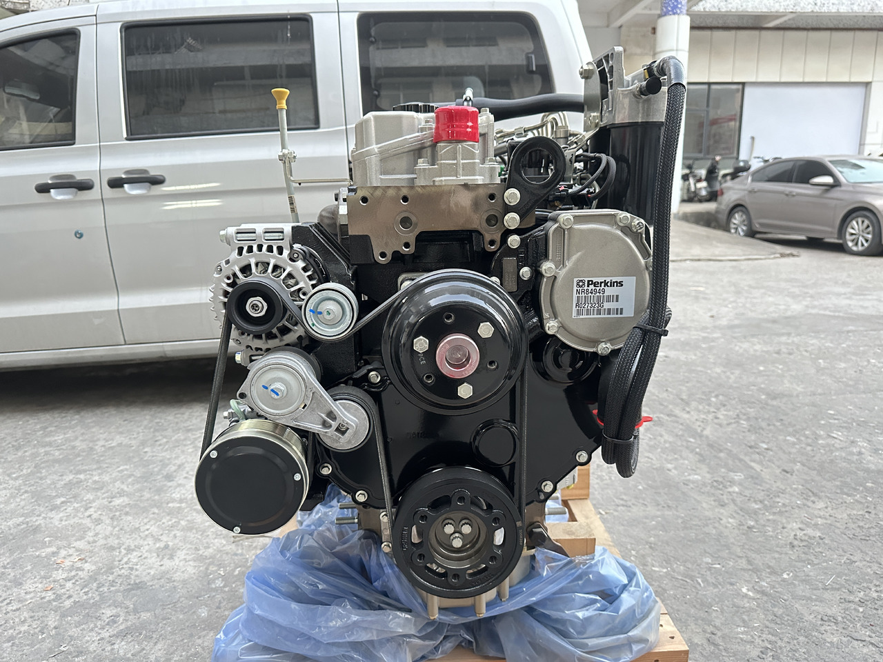 PERKINS 1104D - Engine for Excavator: picture 4 PERKINS 1104D - Engine for Excavator: picture 4