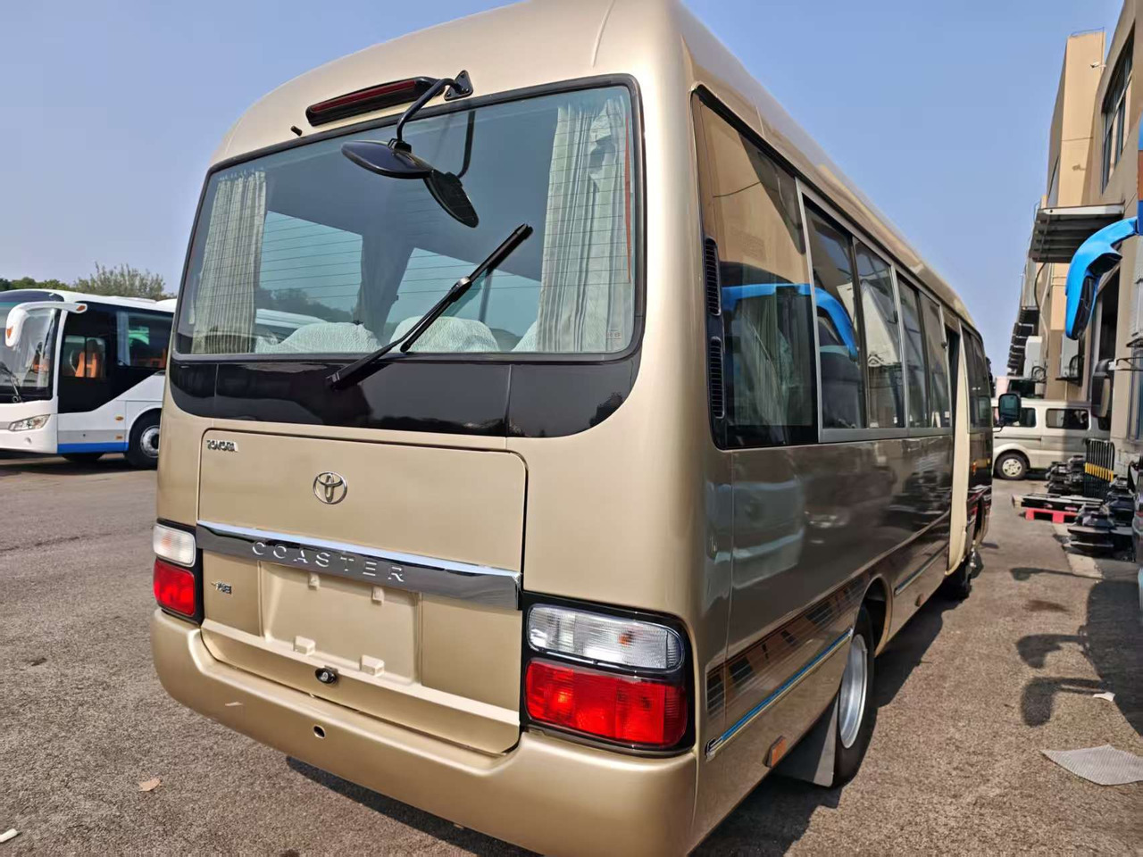 TOYOTA COASTER 23 seats - Coach: picture 3 TOYOTA COASTER 23 seats - Coach: picture 3