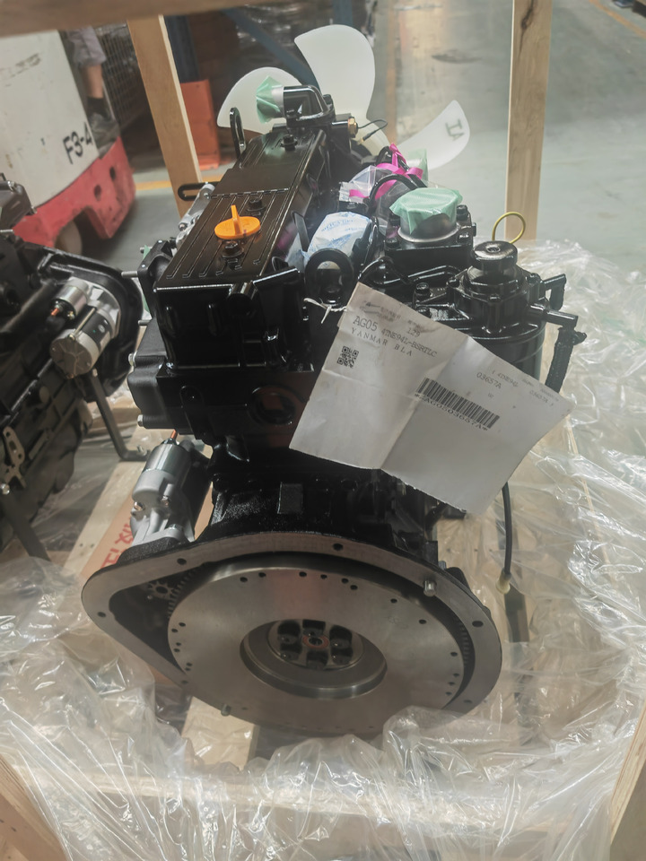 YANMAR 4TNE94 - Engine for Mini excavator: picture 4 YANMAR 4TNE94 - Engine for Mini excavator: picture 4