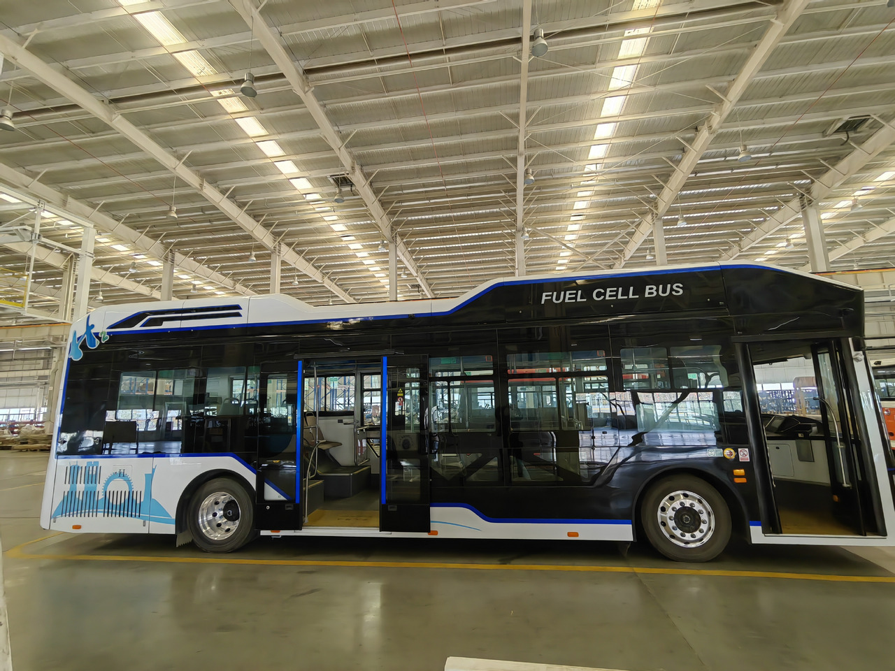 Fuel cell bus - City bus: picture 2 Fuel cell bus - City bus: picture 2
