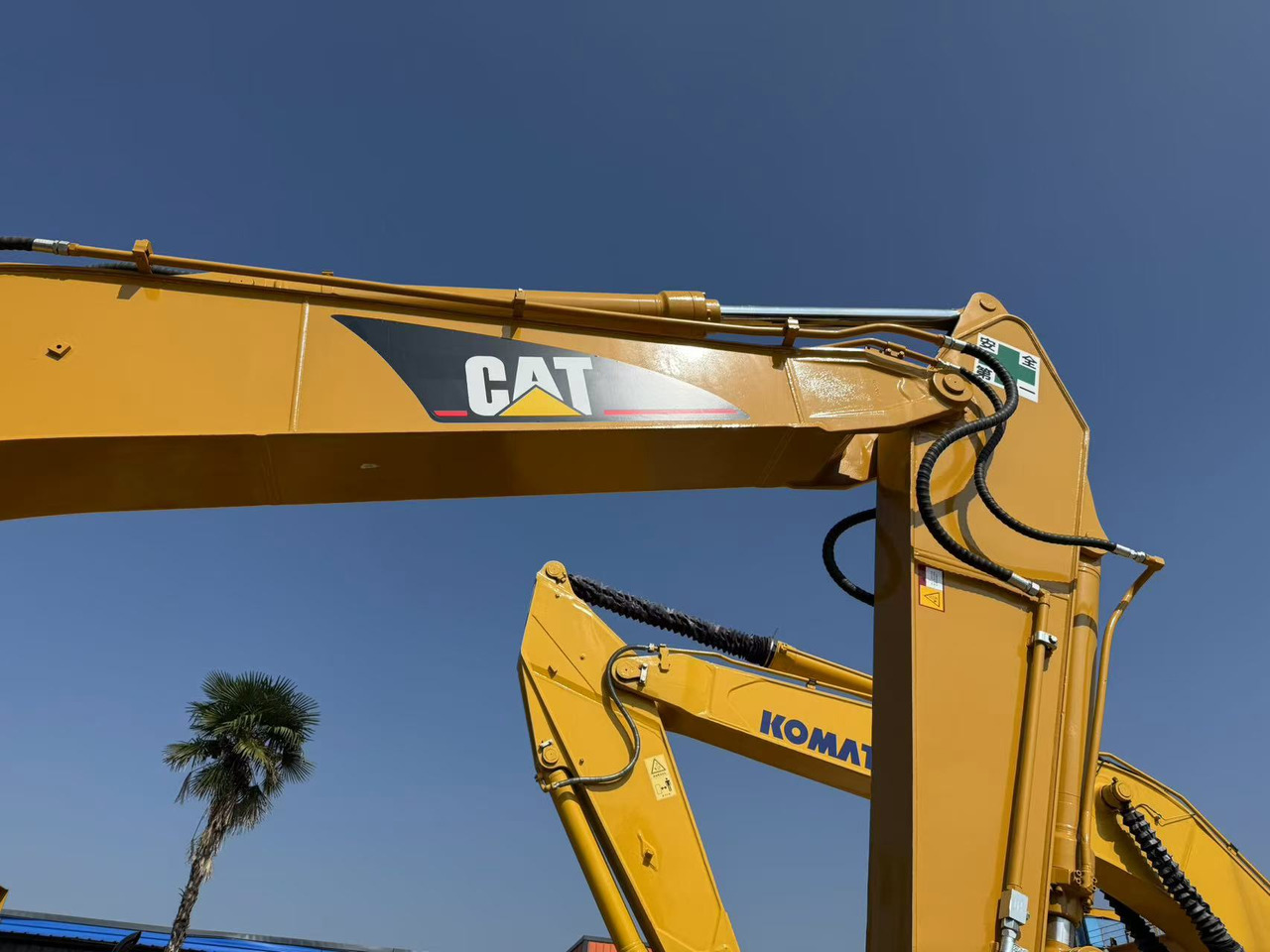 CATERPILLAR Excavator Machine for Cheap Price Hot Sale in China Used 320C - Crawler excavator: picture 5 CATERPILLAR Excavator Machine for Cheap Price Hot Sale in China Used 320C - Crawler excavator: picture 5