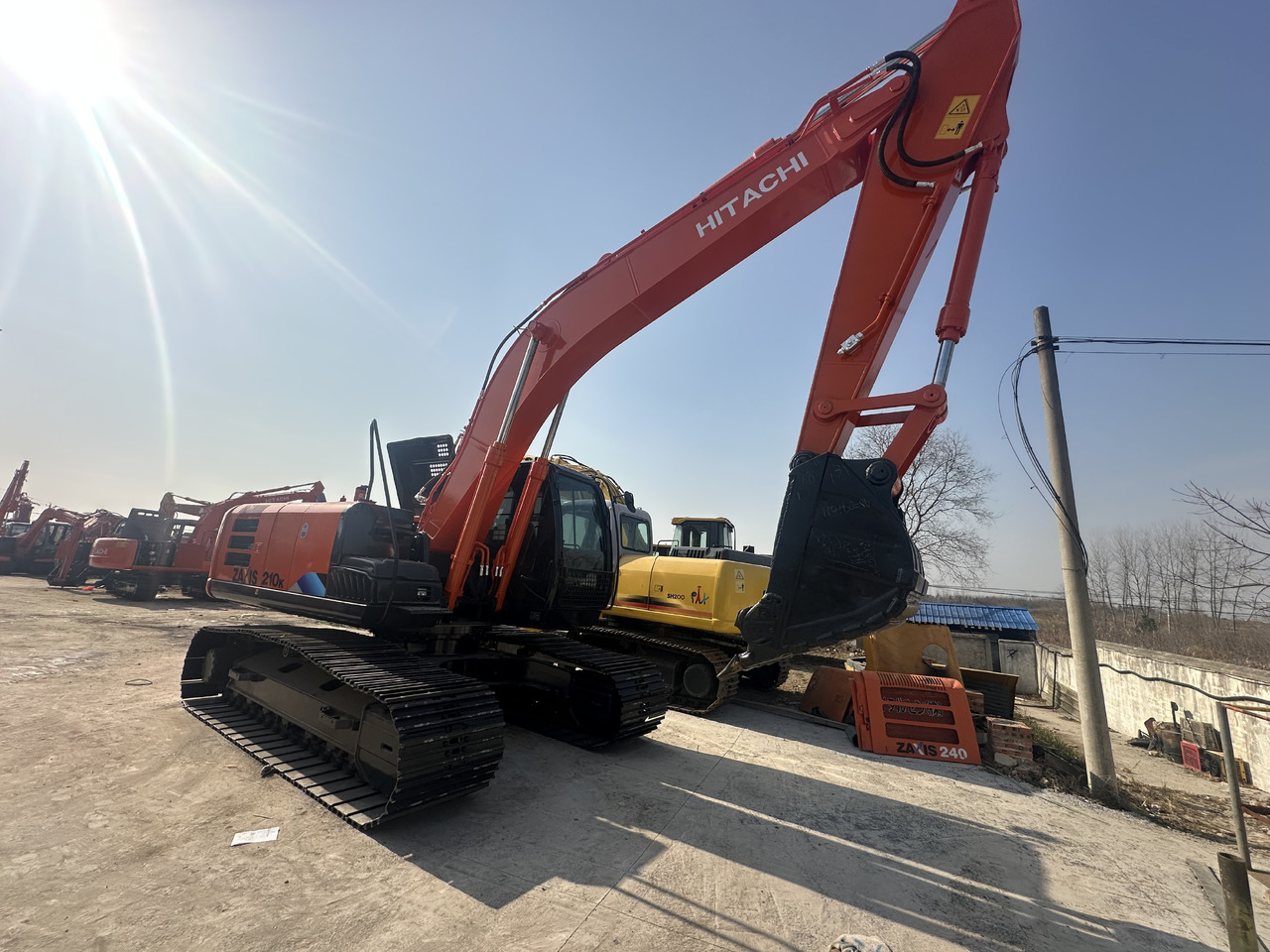 HITACHI Used Excavator ZX210-5G High Quality - Construction machinery: picture 4 HITACHI Used Excavator ZX210-5G High Quality - Construction machinery: picture 4