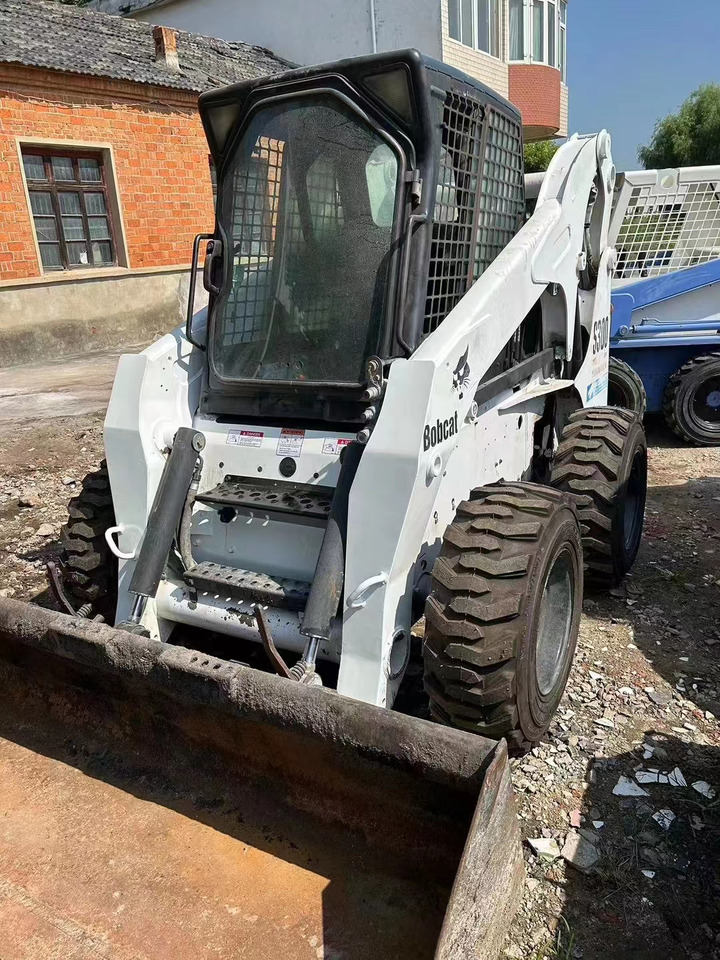 High Quality Mini Construction Machine Used Bobcat Skid Steer Loader S300 in Stock for Sale Bobcat Loader With Low Price - Construction machinery: picture 1 High Quality Mini Construction Machine Used Bobcat Skid Steer Loader S300 in Stock for Sale Bobcat Loader With Low Price - Construction machinery: picture 1