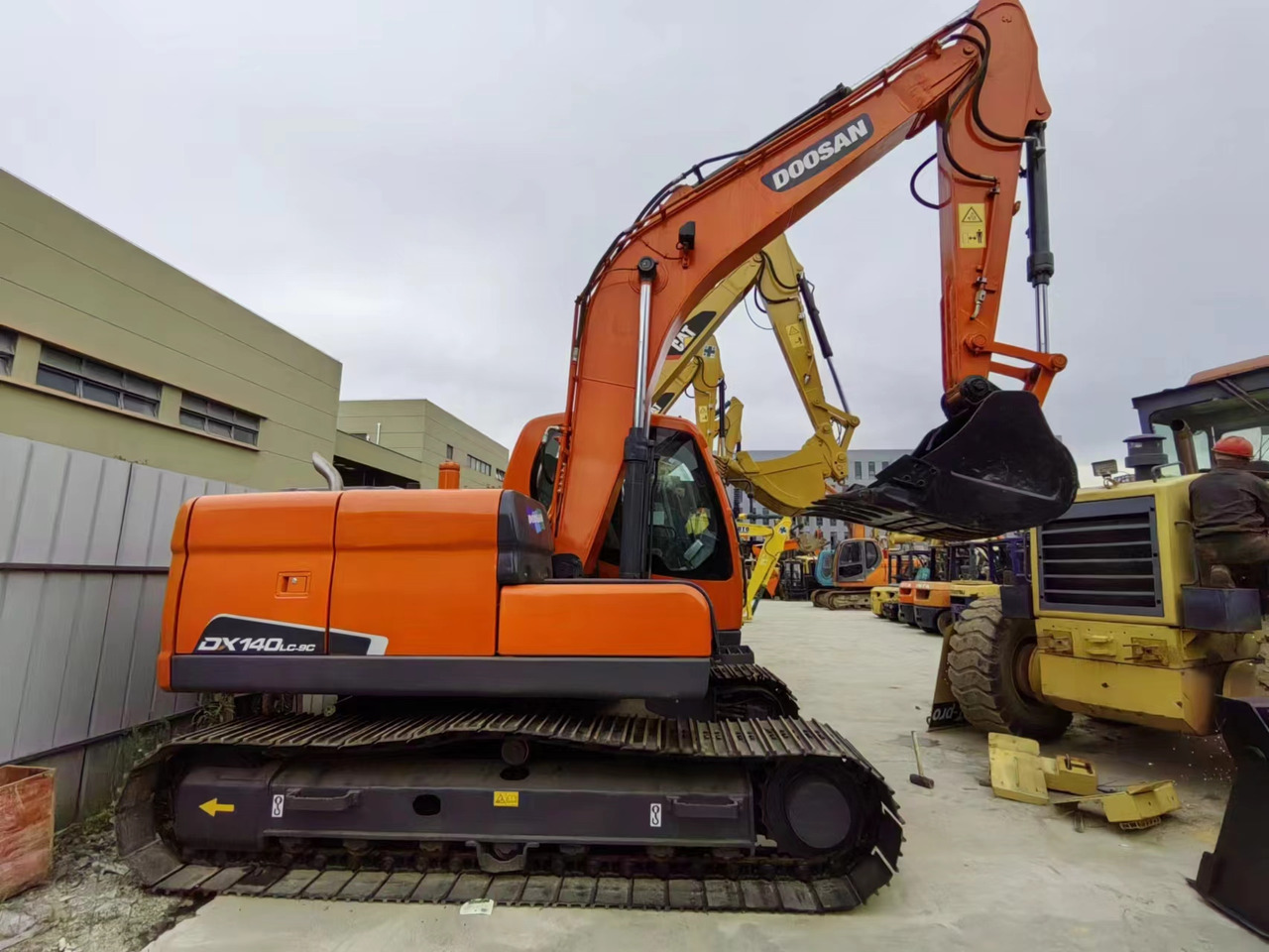 Second hand used hotsale DOOSAN DX140LC-9C - Construction machinery: picture 1 Second hand used hotsale DOOSAN DX140LC-9C - Construction machinery: picture 1