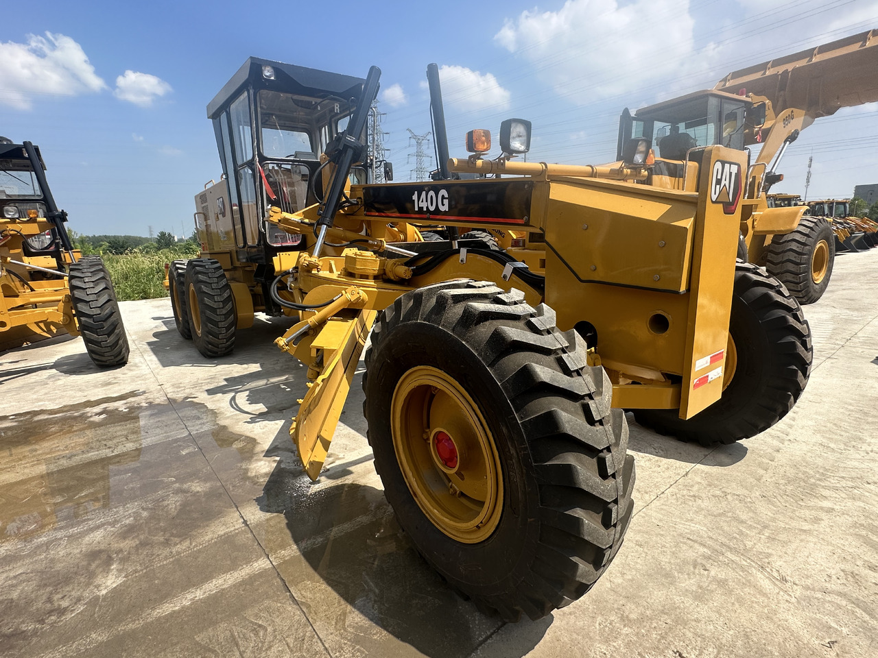 GRADER CAT 140G GRADER | Ideal for Mining & Demolition | Global Export & COD Accepted - Grader: picture 2 GRADER CAT 140G GRADER | Ideal for Mining & Demolition | Global Export & COD Accepted - Grader: picture 2
