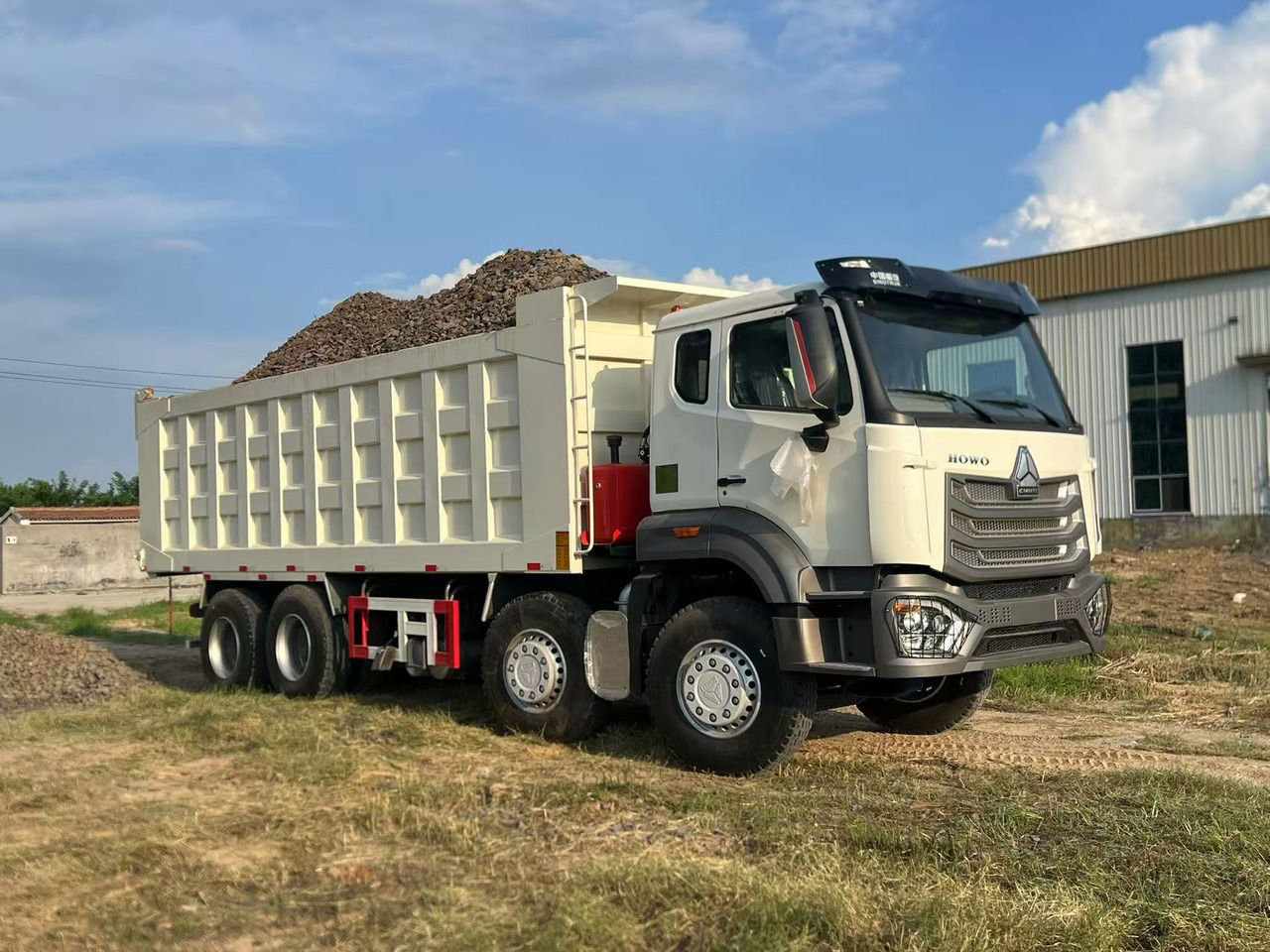 HOWO Used Dump Truck8*4 6*4 - Tipper: picture 3 HOWO Used Dump Truck8*4 6*4 - Tipper: picture 3