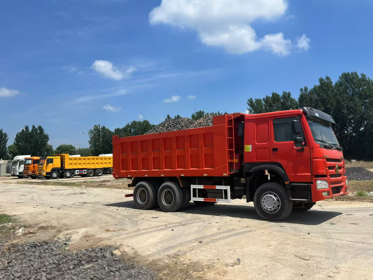 Box truck Howo 6*4 10 wheelers  Second Hand Dump Truck Used: picture 6