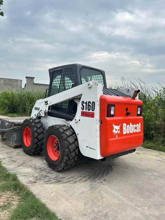 Skid steer loader USED BOBCAT S160 Skid-steer Loader Bobcat S160 Carry Sweeper with Very Good Performance Is for Sale at a Low Price.: picture 6