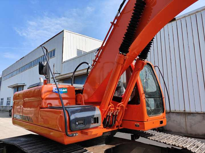 Used Doosan DX225LC Excavator | Low Hours | Heavy Duty | G lobal Shipping - Excavator: picture 3 Used Doosan DX225LC Excavator | Low Hours | Heavy Duty | G lobal Shipping - Excavator: picture 3
