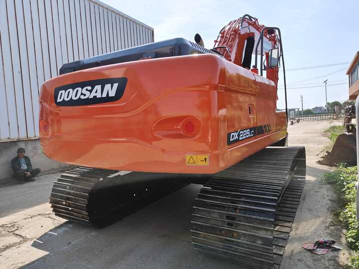Used Doosan DX225LC Excavator | Low Hours | Heavy Duty | G lobal Shipping - Excavator: picture 4 Used Doosan DX225LC Excavator | Low Hours | Heavy Duty | G lobal Shipping - Excavator: picture 4