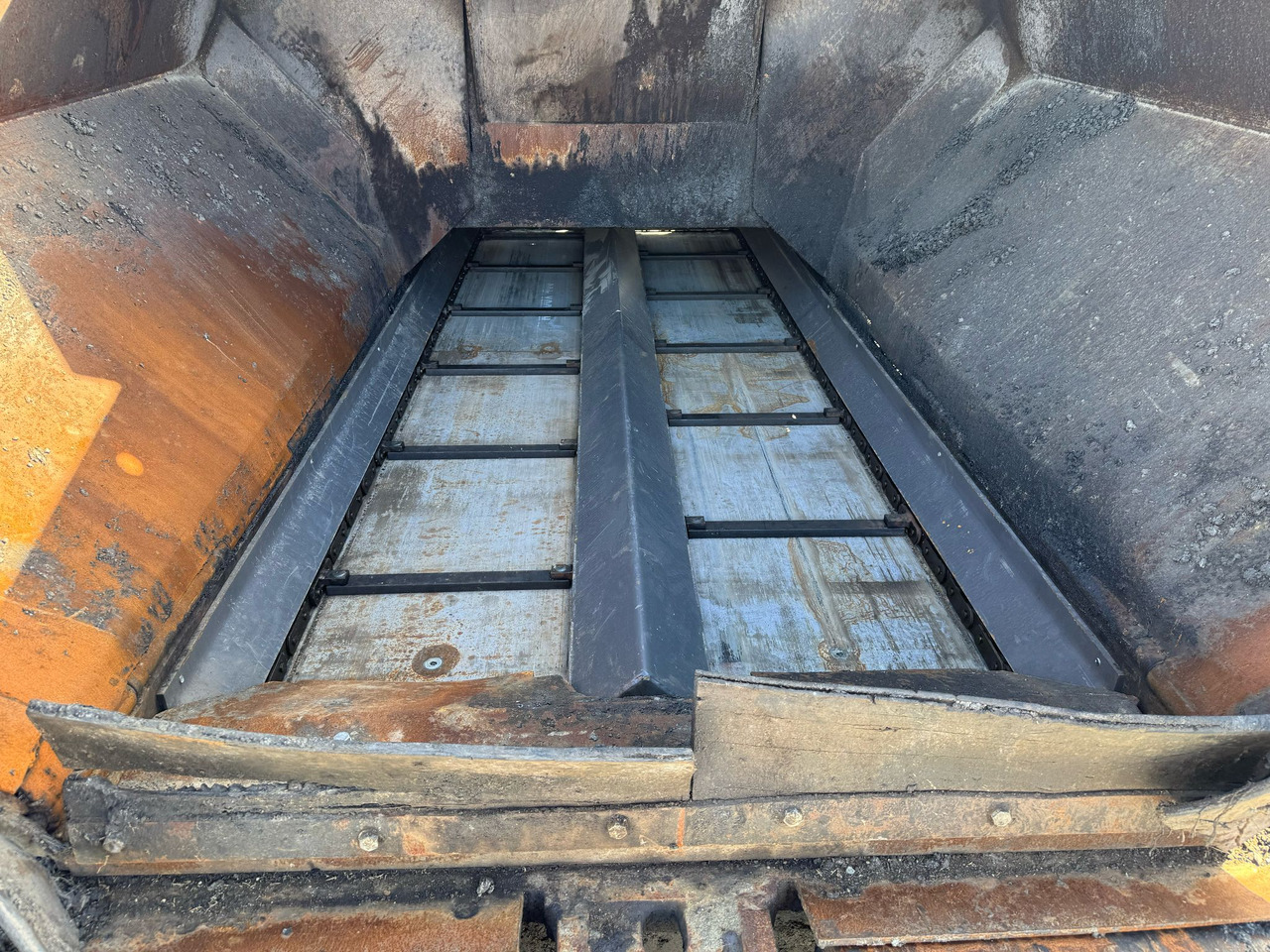 Asphalt paver ABG TITAN 326: picture 8