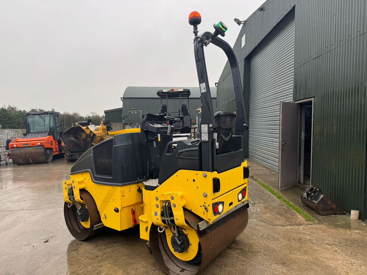 BOMAG BW120AD-5 - Road roller: picture 3 BOMAG BW120AD-5 - Road roller: picture 3