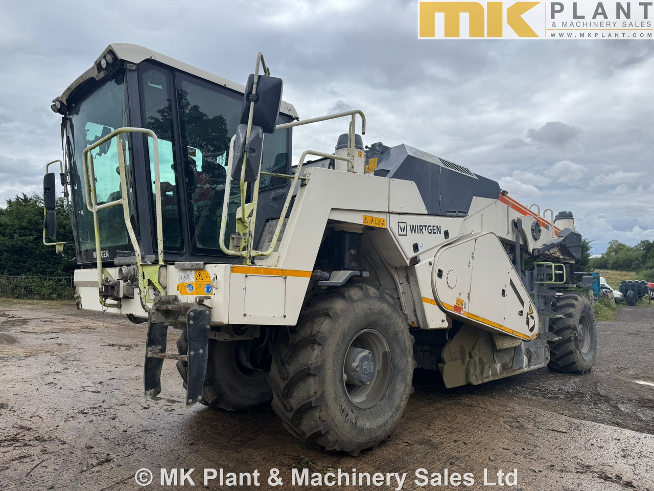 WIRTGEN WR200i - Soil stabilizer: picture 1 WIRTGEN WR200i - Soil stabilizer: picture 1