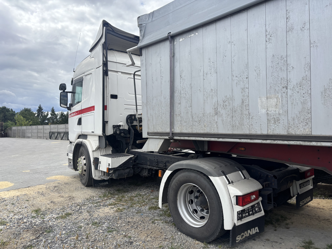 SCANIA R 450 STANDARD NO EGR EURO6 CLEAN - Tractor unit: picture 4 SCANIA R 450 STANDARD NO EGR EURO6 CLEAN - Tractor unit: picture 4