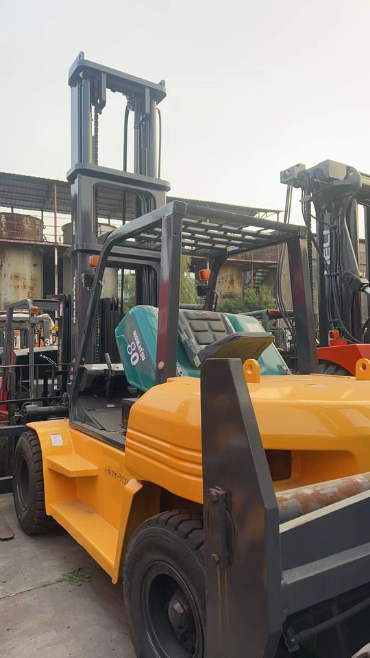 小松 7吨叉车 - Diesel forklift: picture 2 小松 7吨叉车 - Diesel forklift: picture 2