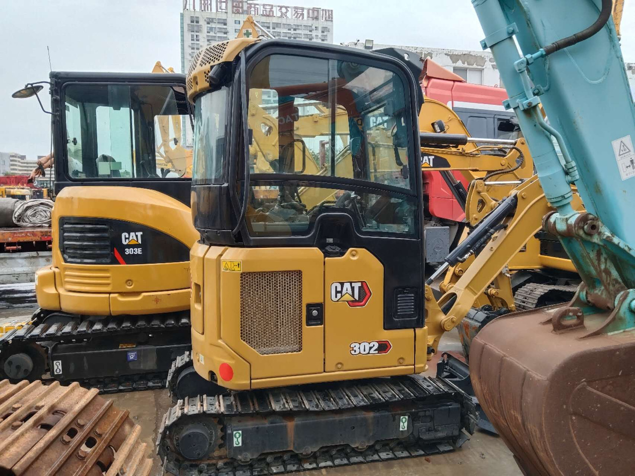 CATERPILLAR 302 - Mini excavator: picture 2 CATERPILLAR 302 - Mini excavator: picture 2