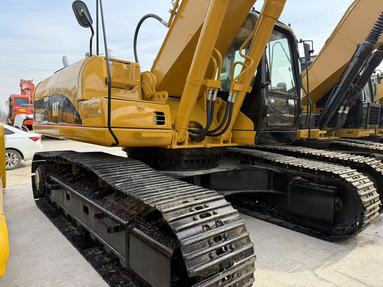 CATERPILLAR 330C - Crawler excavator: picture 2 CATERPILLAR 330C - Crawler excavator: picture 2