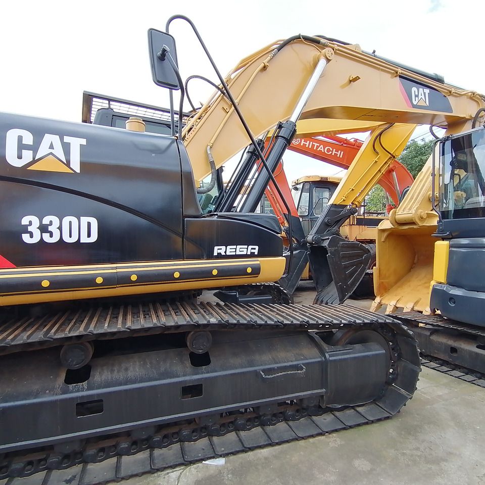 CATERPILLAR 330D - Excavator: picture 2 CATERPILLAR 330D - Excavator: picture 2
