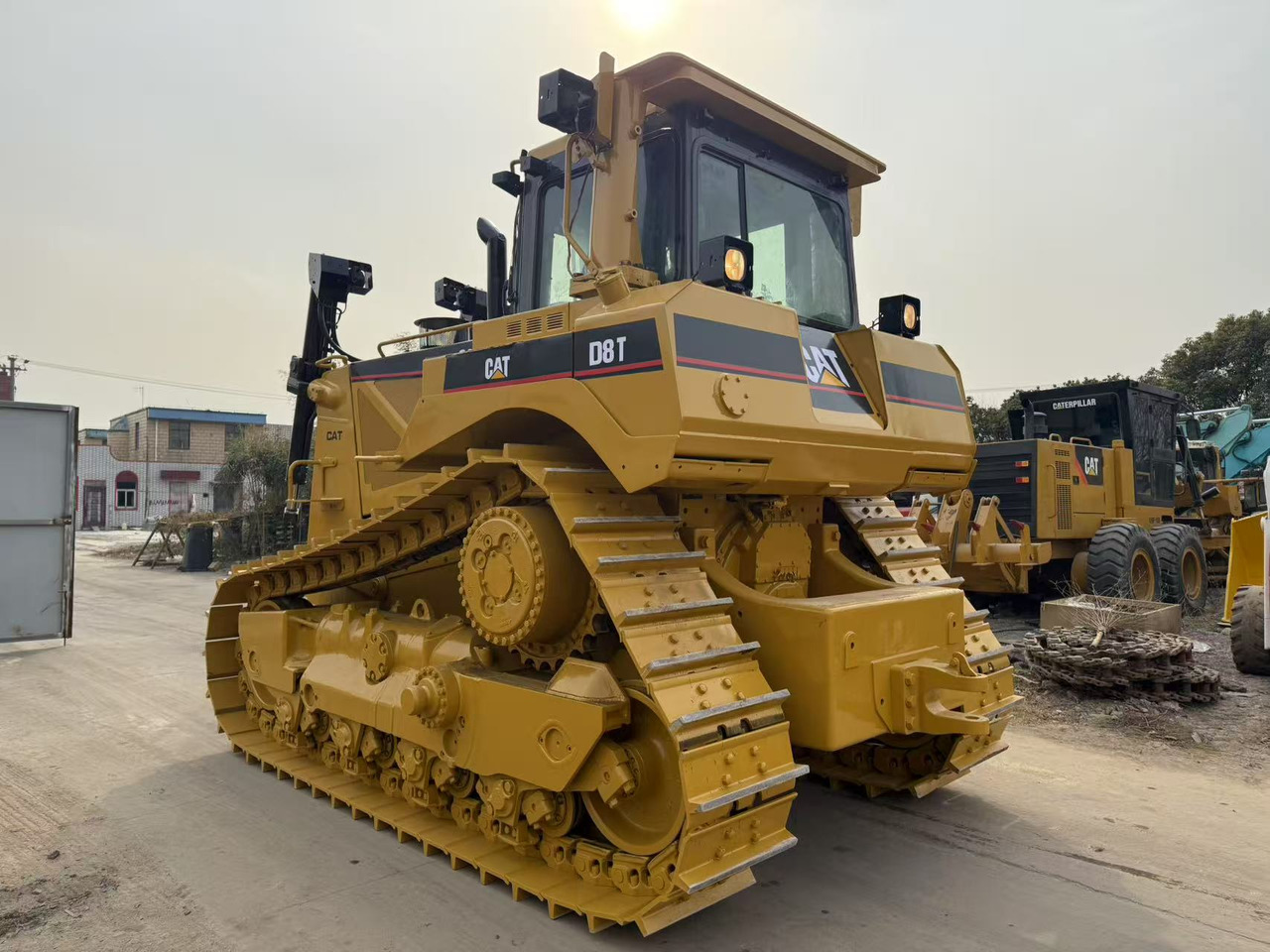 CATERPILLAR D8T - Bulldozer: picture 4 CATERPILLAR D8T - Bulldozer: picture 4