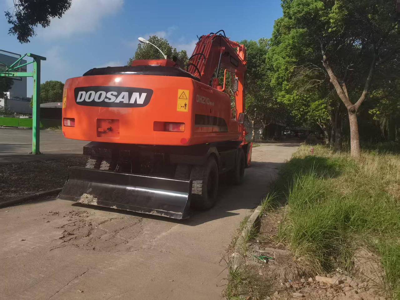 DOOSAN DH210W-9C - Wheel excavator: picture 5 DOOSAN DH210W-9C - Wheel excavator: picture 5