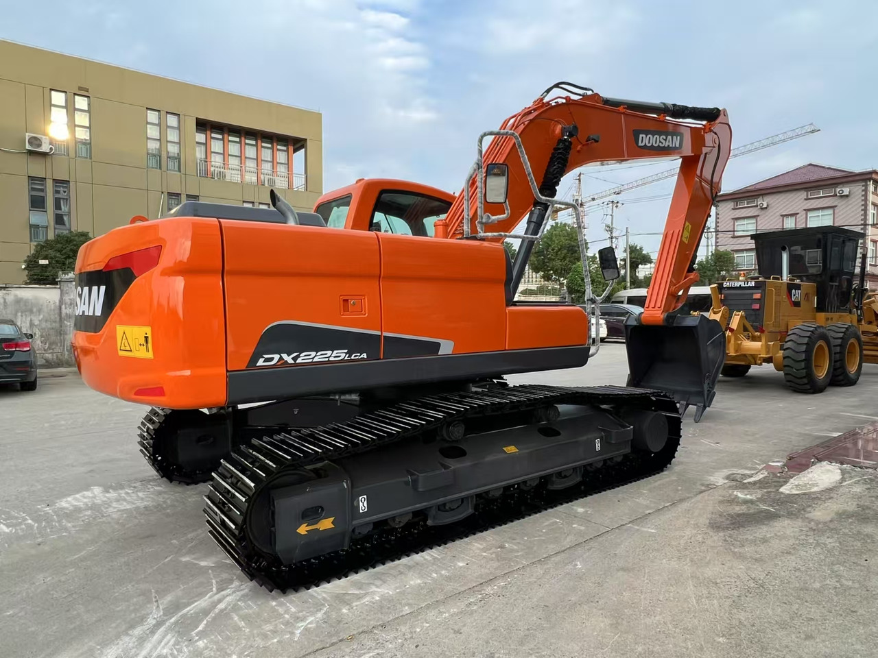 DOOSAN DX225LCA - Crawler excavator: picture 4 DOOSAN DX225LCA - Crawler excavator: picture 4