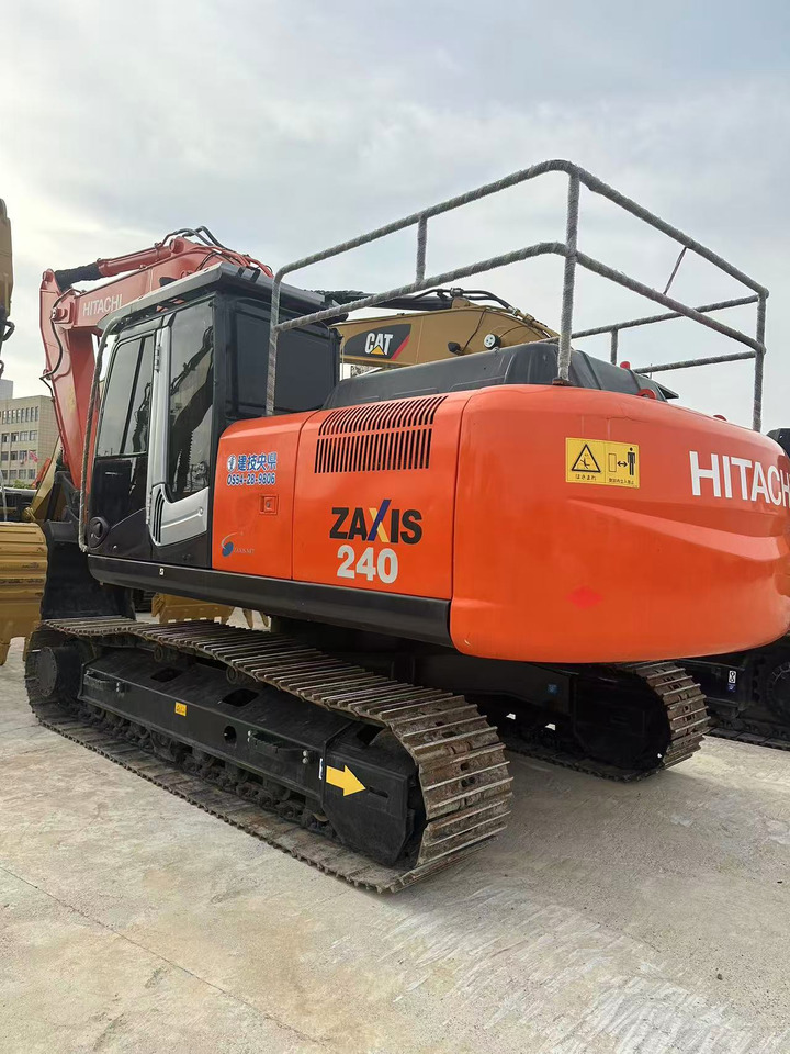 HITACHI ZX240-3G - Crawler excavator: picture 3 HITACHI ZX240-3G - Crawler excavator: picture 3