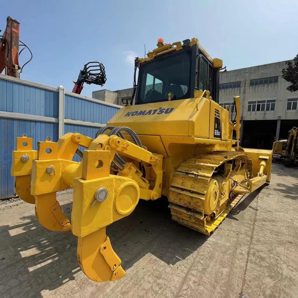 KOMATSU D65EX - Bulldozer: picture 4 KOMATSU D65EX - Bulldozer: picture 4