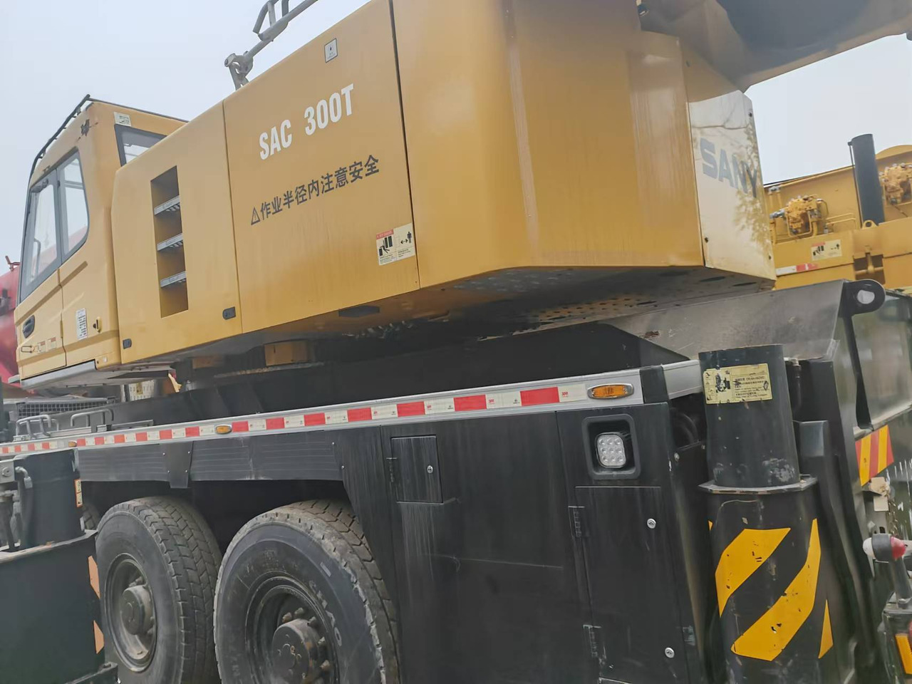 SANY SCA1300T - Mobile crane: picture 3 SANY SCA1300T - Mobile crane: picture 3