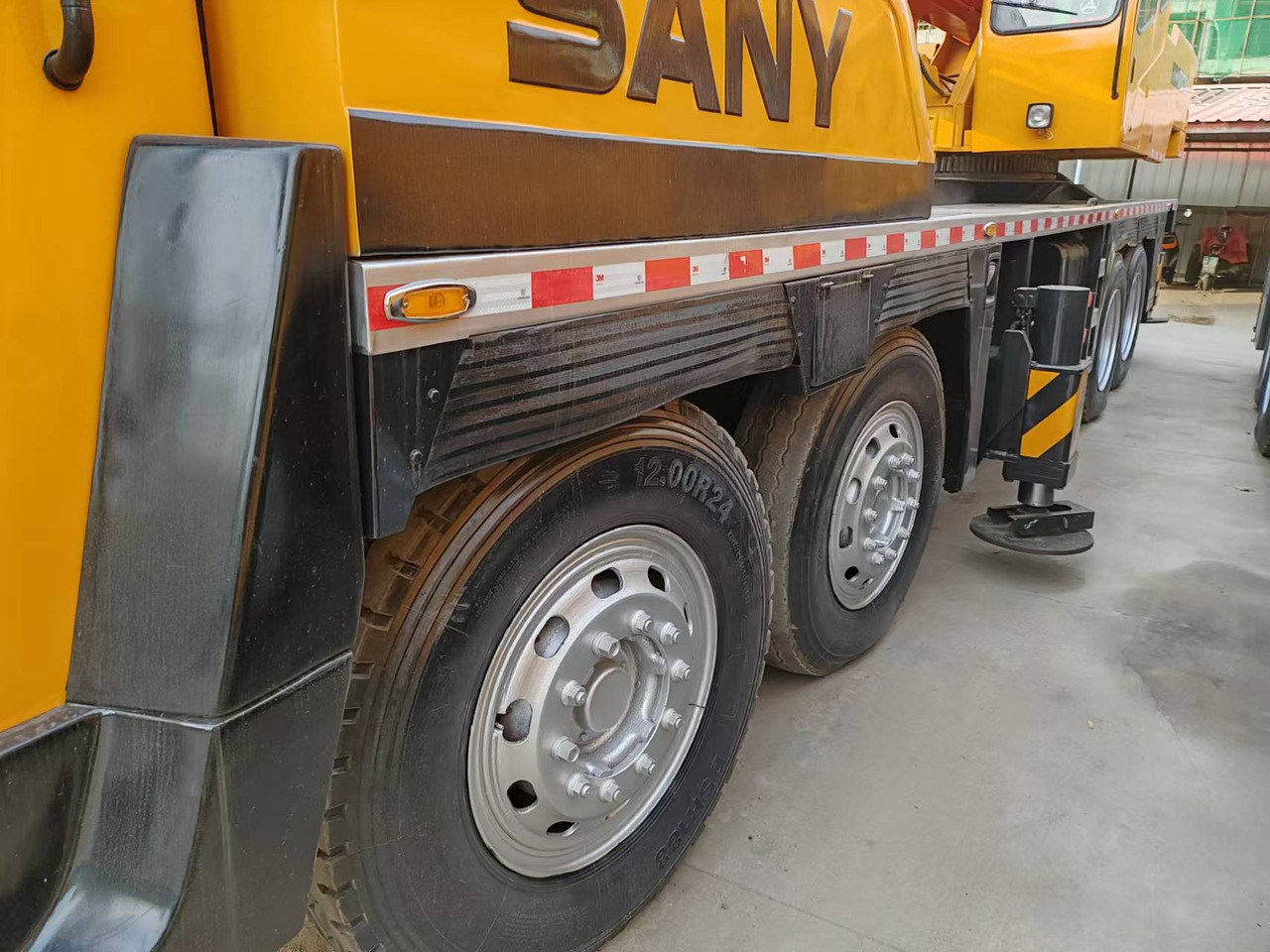 SANY STC750 - Mobile crane: picture 3 SANY STC750 - Mobile crane: picture 3