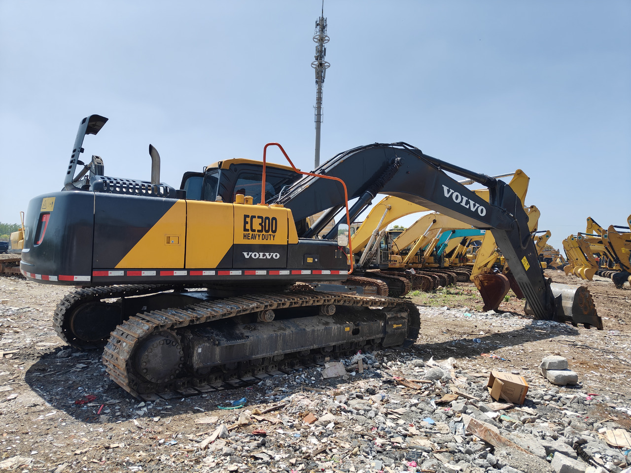 VOLVO EC300 - Crawler excavator: picture 3 VOLVO EC300 - Crawler excavator: picture 3